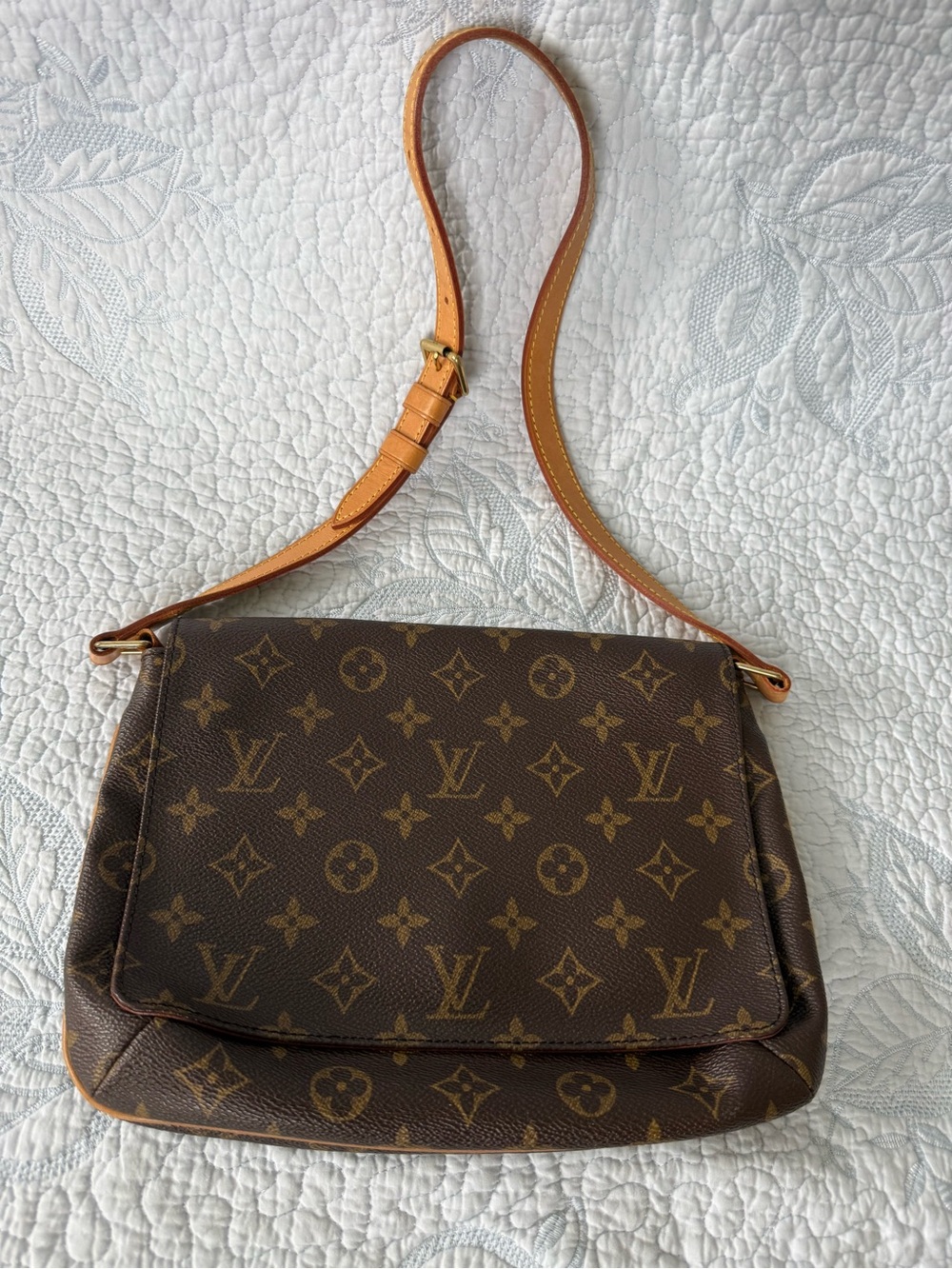 Louis Vuitton Black and White Tag Set - Picture 4 of 4